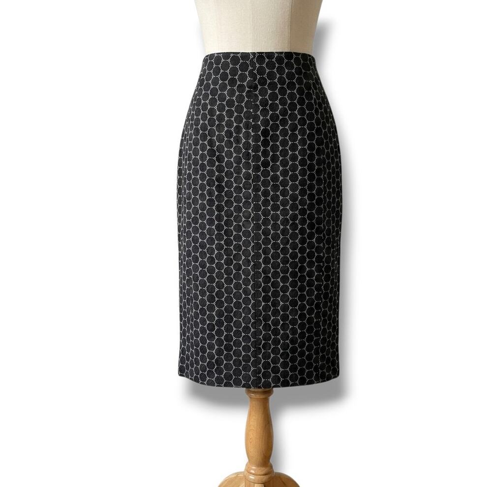 ELLE women's Black & White Geometric Honeycomb Pencil Skirt Size Small